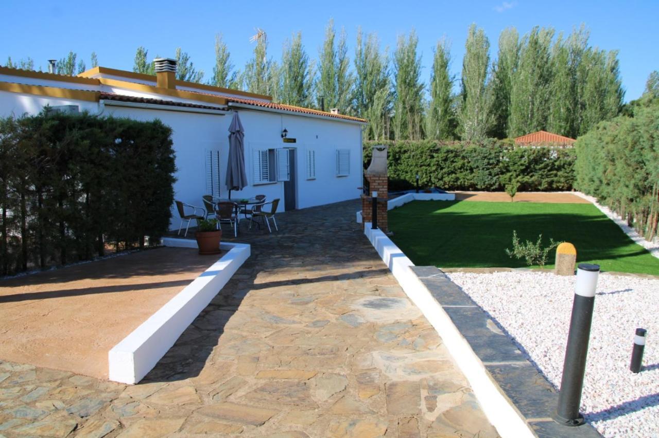 Alojamientos Rurales La Codosera Exterior photo
